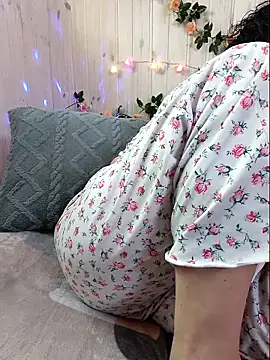 LitisiaLove4551 online show from 14, 2, 2026