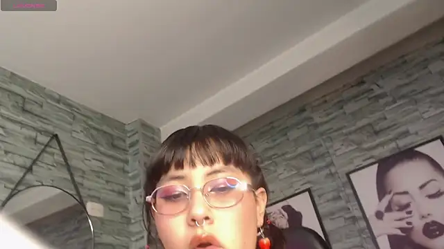 Shizuko b online show from 21, 9, 2025