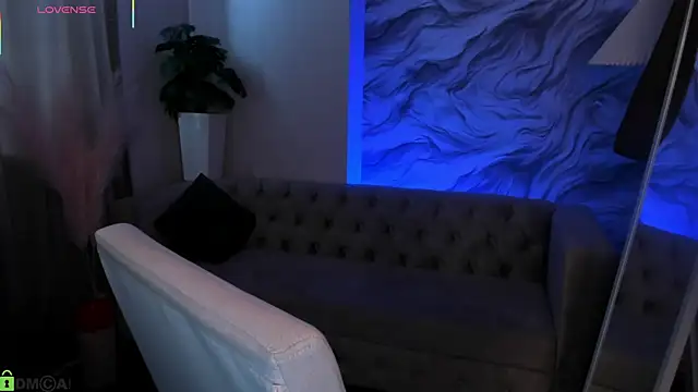 Aria Mila online show from 12, 4, 2026