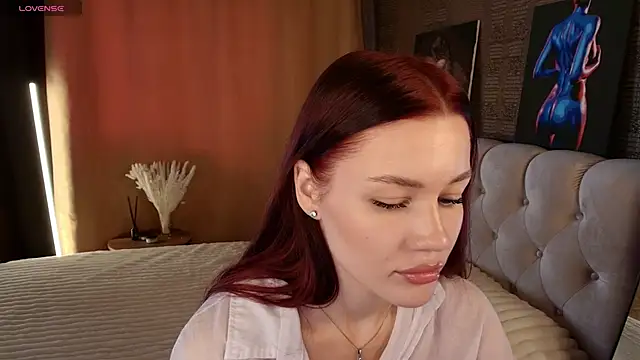 Aria Mila online show from 30, 6, 2026