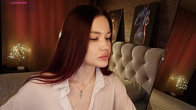 Aria Mila online show from 19, 6, 2026