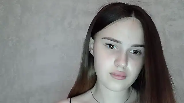 SweetLoraa online show from 30, 6, 2026