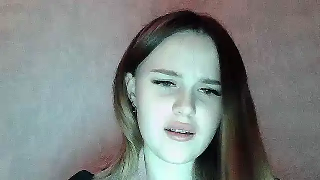 SweetLoraa online show from 26, 11, 2025