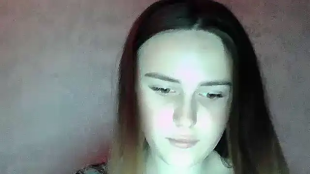 SweetLoraa online show from 5, 5, 2026