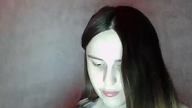 SweetLoraa online show from 6, 7, 2026