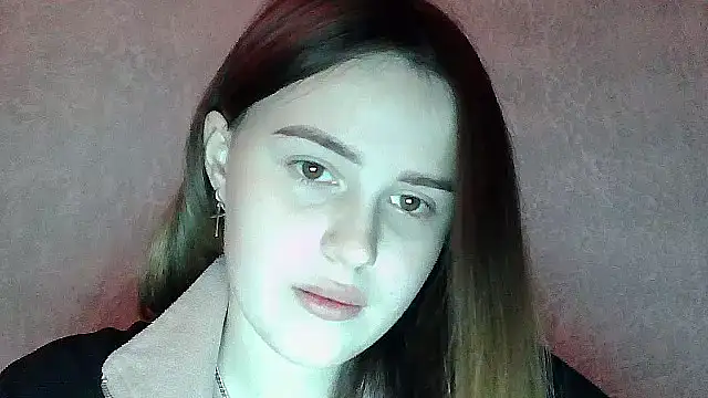 SweetLoraa online show from 13, 12, 2025