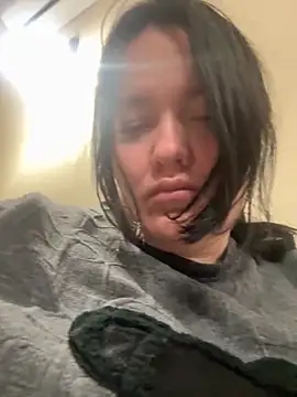 Snapshot of SunnyLeila2101 chatting on 18, 10, 2025 SunnyLeila2101 online show from 18, 10, 2025