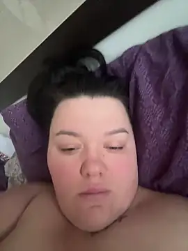 SunnyLeila2101 online show from 10, 3, 2026