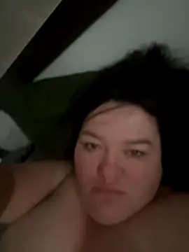 Snapshot of SunnyLeila2101 chatting on 6, 11, 2025 SunnyLeila2101 online show from 6, 11, 2025