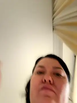 Snapshot of SunnyLeila2101 chatting on 22, 11, 2025 SunnyLeila2101 online show from 22, 11, 2025