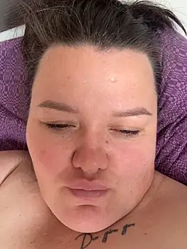 SunnyLeila2101 online show from 5, 6, 2026