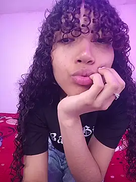 Snapshot of Morenpeka chatting on 26, 11, 2025 Morenpeka online show from 26, 11, 2025