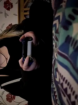 itsCuteTits online show from 4, 11, 2025