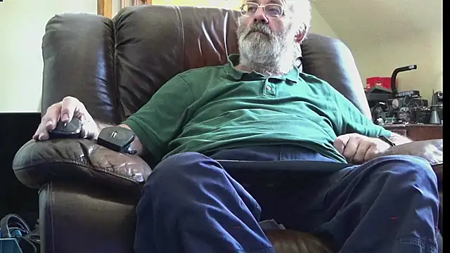 Snapshot of janzer13 chatting on 3, 7, 2026 janzer13 online show from 3, 7, 2026