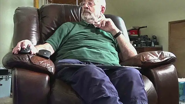 janzer13 online show from 12, 3, 2026