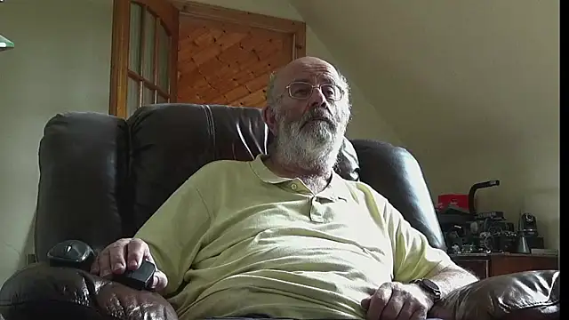 Snapshot of janzer13 chatting on 13, 6, 2026 janzer13 online show from 13, 6, 2026