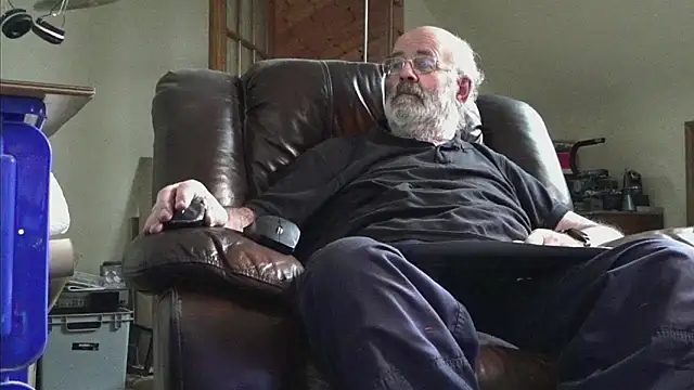 janzer13 online show from 8, 1, 2026