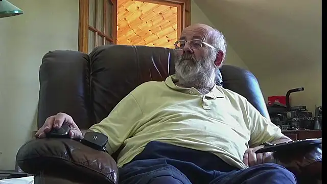 Snapshot of janzer13 chatting on 12, 6, 2026 janzer13 online show from 12, 6, 2026