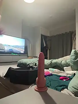 sexyBrunettex1 online show from 3, 2, 2026