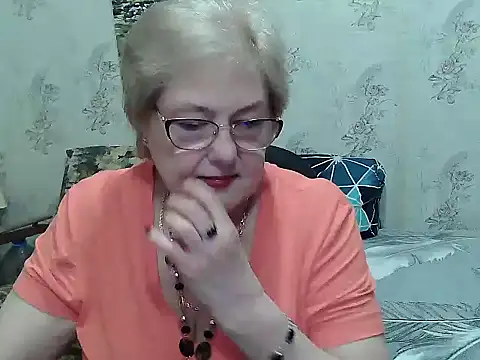 Snapshot of Renata62011 chatting on 11, 6, 2026 Renata62011 online show from 11, 6, 2026
