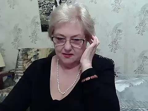 Snapshot of Renata62011 chatting on 31, 5, 2026 Renata62011 online show from 31, 5, 2026