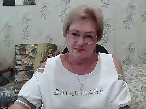 Renata62011 online show from 9, 9, 2025