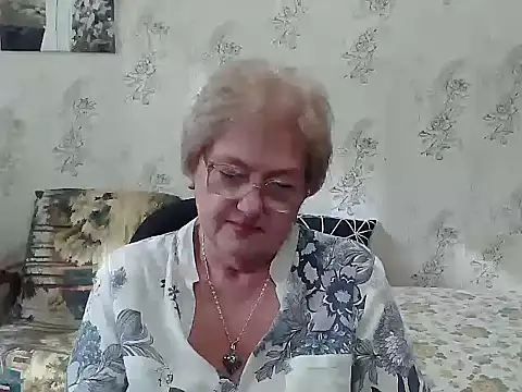 Renata62011 online show from 6, 10, 2025