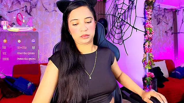 SophiaWalker 1 online show from 28, 10, 2025