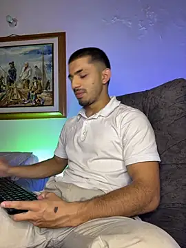 Snapshot of ArturoCardona_ chatting on 5, 11, 2025 ArturoCardona online show from 5, 11, 2025