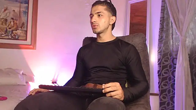 ArturoCardona  online show from 13, 3, 2026