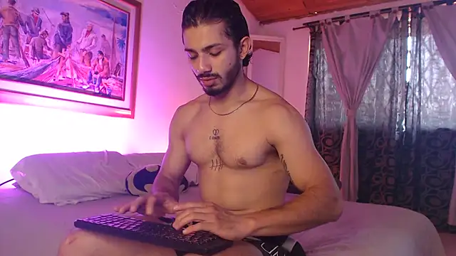 ArturoCardona  online show from 24, 6, 2026