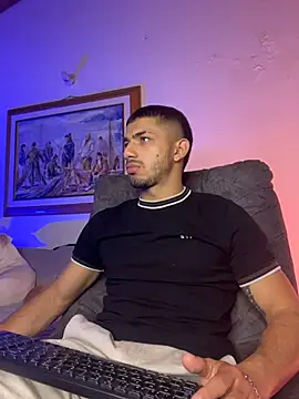 Snapshot of ArturoCardona_ chatting on 28, 11, 2025 ArturoCardona online show from 28, 11, 2025