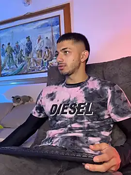 Snapshot of ArturoCardona_ chatting on 25, 11, 2025 ArturoCardona online show from 25, 11, 2025