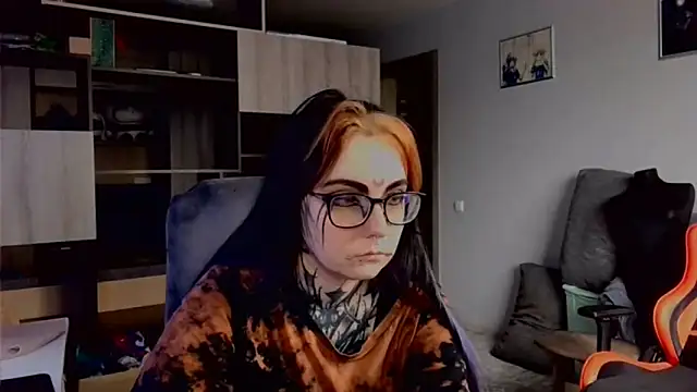 Snapshot of HighelikeGirl chatting on 18, 9, 2025 HighelikeGirl online show from 18, 9, 2025