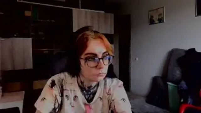 Snapshot of HighelikeGirl chatting on 17, 9, 2025 HighelikeGirl online show from 17, 9, 2025