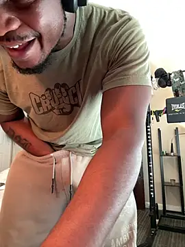 KeYBuMp323 online show from 22, 4, 2026