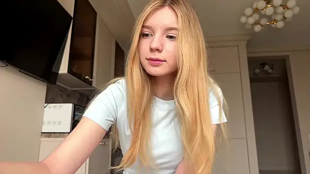 FruityXo online show from 27, 3, 2026