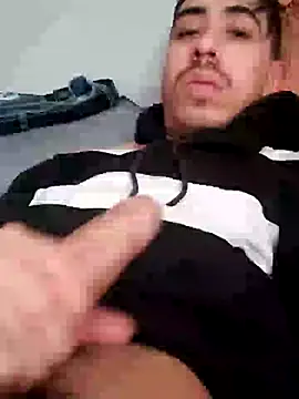 Snapshot of bigdickroni chatting on 21, 6, 2026 bigdickroni online show from 21, 6, 2026
