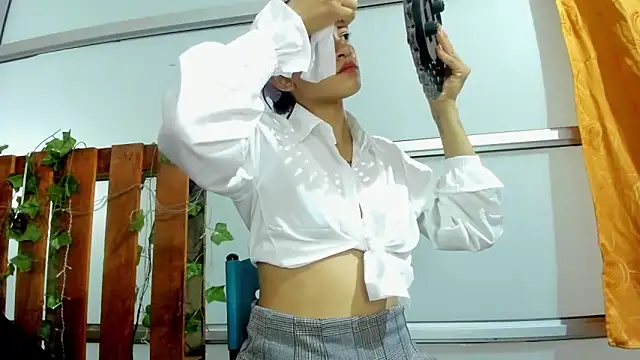 cris dulce online show from 15, 4, 2026