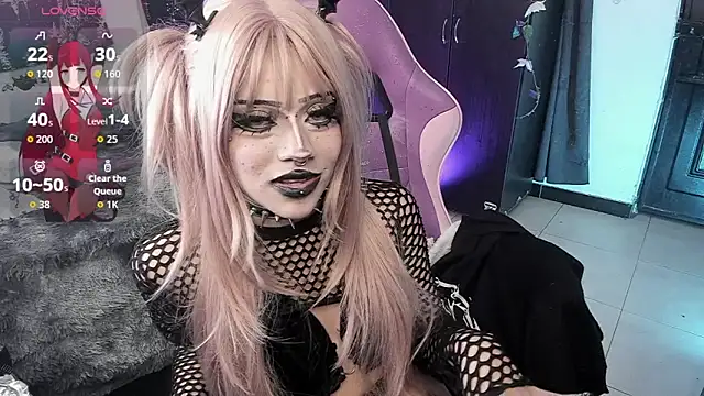 Snapshot of GothKitten666 chatting on 29, 7, 2026 GothKitten666 online show from 29, 7, 2026