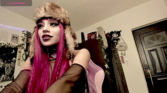 Snapshot of GothKitten666 chatting on 31, 5, 2026 GothKitten666 online show from 31, 5, 2026