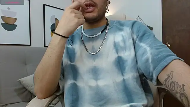   Damian    online show from 8, 11, 2025