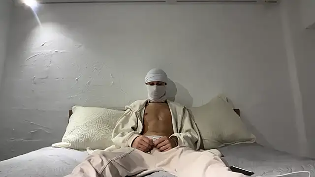 holydirt luxeno1 online show from 9, 3, 2026