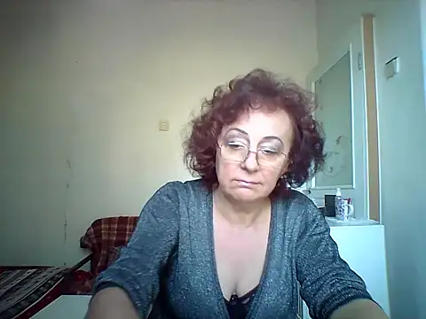 Julia54391 online show from 24, 9, 2025