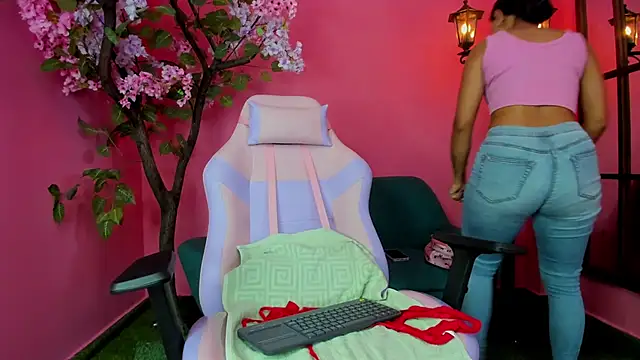 VenusBlazer online show from 6, 3, 2026