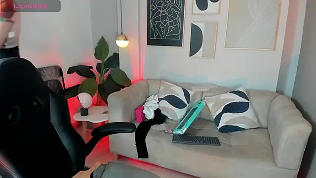 marie bass online show from 28, 2, 2026