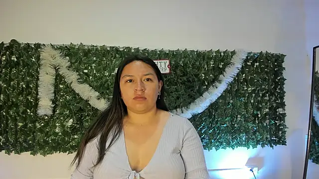 BellaRoux1 online show from 17, 12, 2025