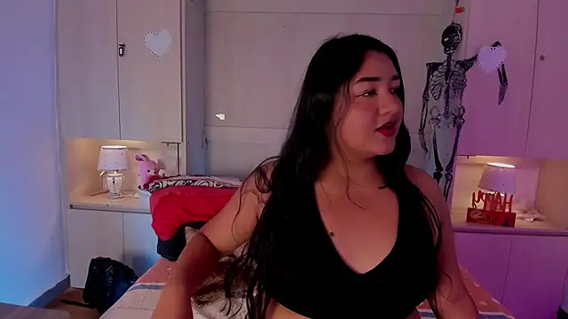 LilyWhitney online show from 15, 10, 2025