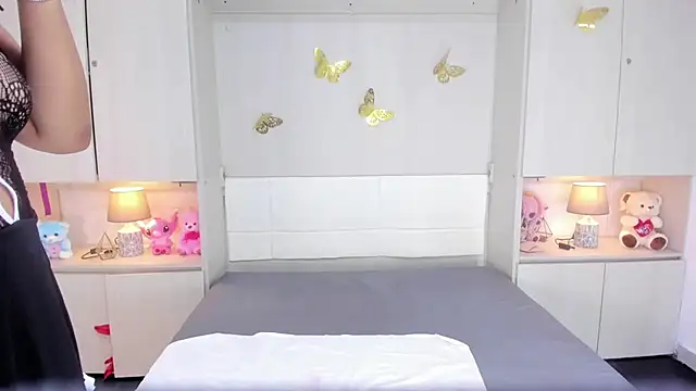 LilyWhitney online show from 13, 2, 2026