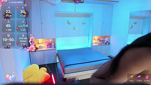 LilyWhitney online show from 31, 3, 2026